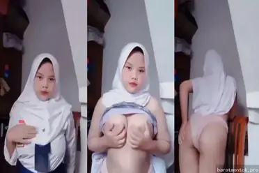 Sepasang Toket Gede Bikin Cowok Ngiler